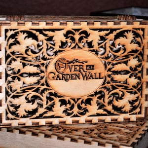Caja de recuerdos inspirada en Forrest de Más allá del jardín