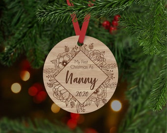 christmas bauble pregnancy announcement
