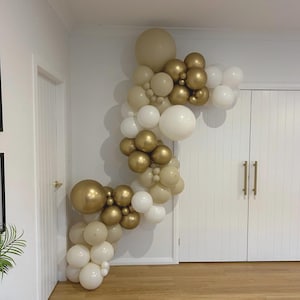 Gold, Beige & White DIY Balloon Garland Kit/Latex Balloons/Baby Shower/Wedding/Birthday Party Decorations/Balloon Garland