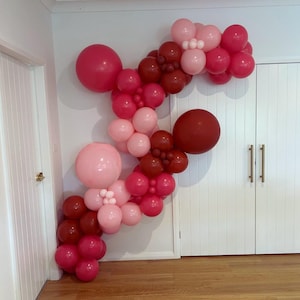Pink & Red DIY Balloon Garland Kit/Latex Balloons/Baby Shower/Wedding/Birthday Party Decorations/Balloon Garland/hippie