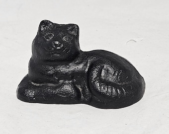 Vintage Cast Iron Black Cat Figurine Paperweight