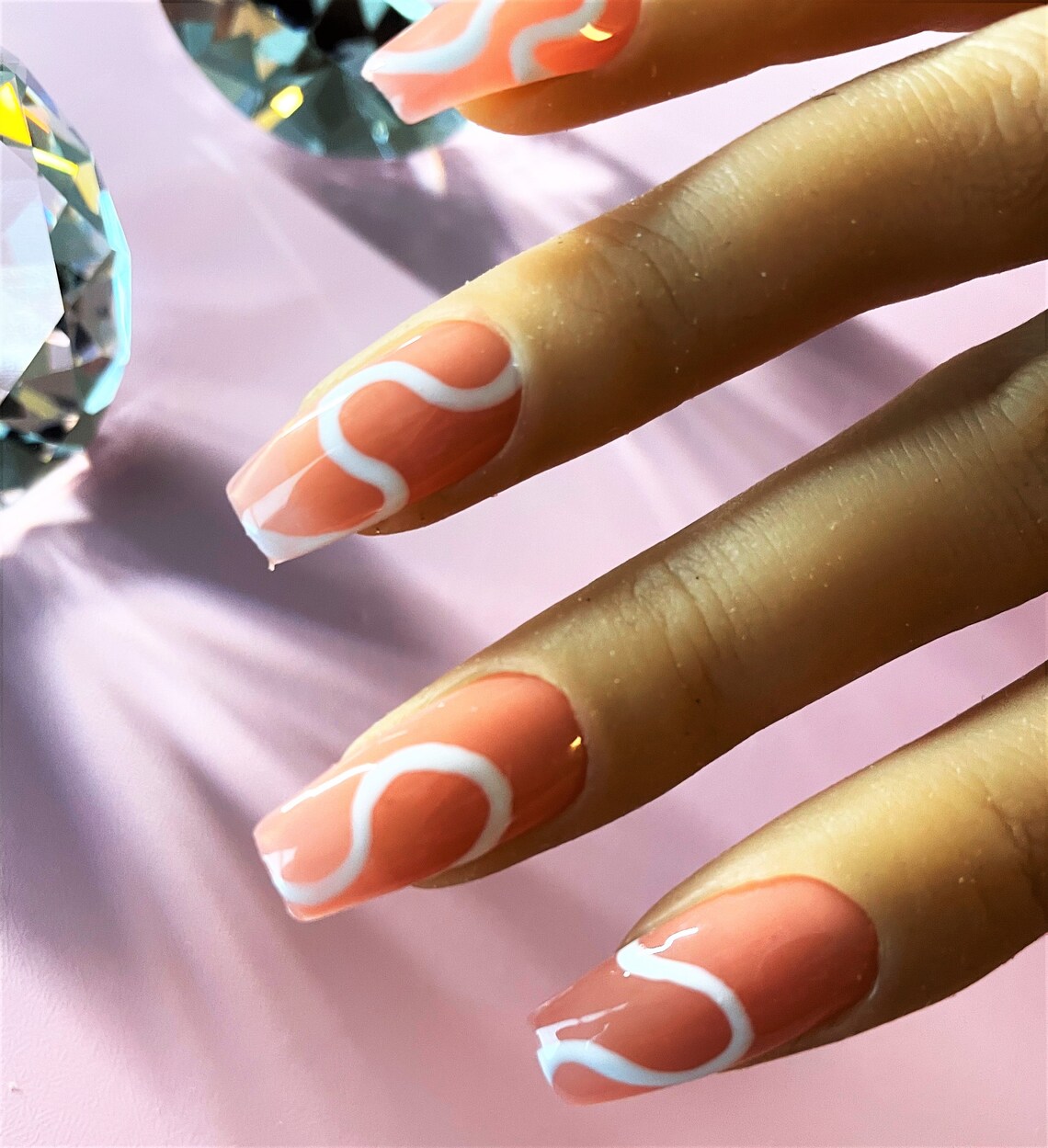 Squiggly line Nails 20 full set of nails Etsy