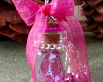 Fuchsie Feenflügel