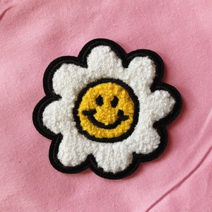 Smiley Face Daisy Flower Chenille Iron On Patch