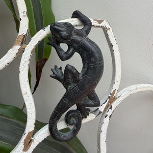 Gecko Plant Pot Hanger - Indoor Outdoor House Gift Decoration