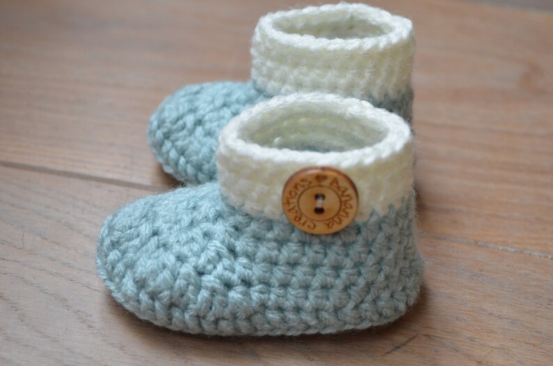 Crochet baby booties Light mint green shoes Pregnancy announcement grandparents Baby shoes Baby shower gift Christmas gift baby image 2