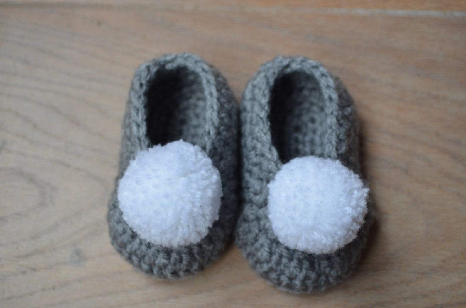 crochet ballerina - baby ballet shoes - crochet baby shoes with pompom- pregnancy announcement grandparents - gift baby -grey ne crochet ballerina - baby ballet shoes - crochet baby shoes with pompom- pregnancy announcement grandparents - gift baby -grey ne