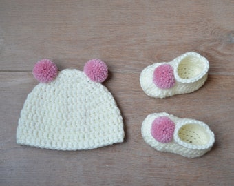 Crochet outfit baby girl gift set - Crochet baby hat with booties - Clothing set baby girl - Baby hat - Baby bonnet -Pink white baby clothes