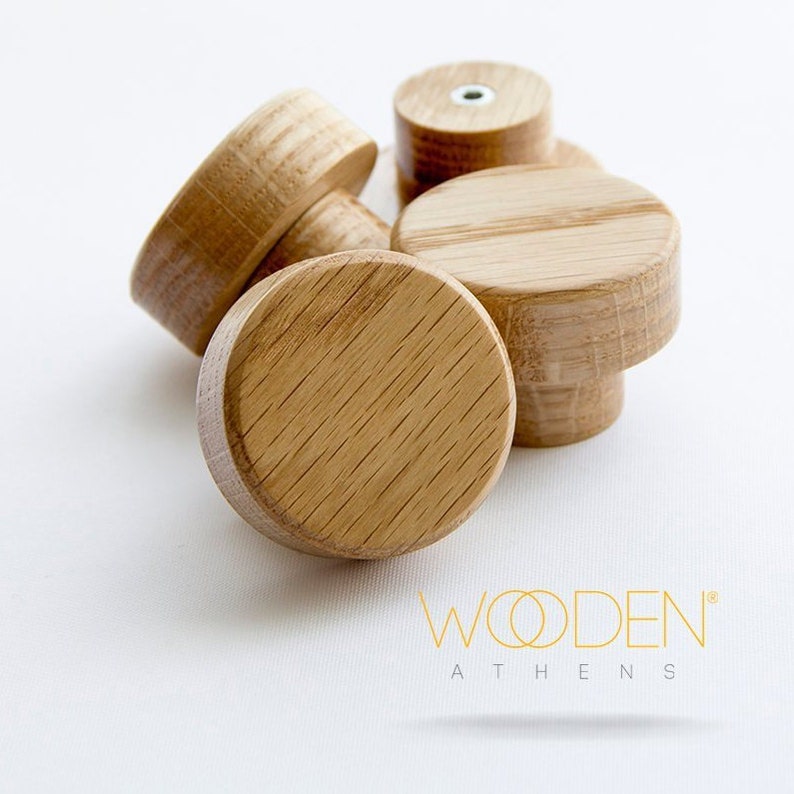 GANCHOS DE PARED // Round Oak, de WoodenAthens Cuélgalo imagen 5