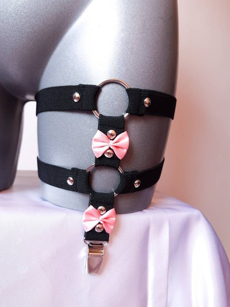 Black Goth Garter with Pink Bows, Rings and Studs, Mall Goth Leg Straps, Pastel Goth Garter, Leg Harness 