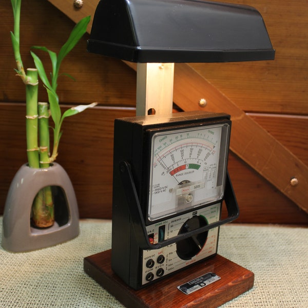 Vintage Analog Multitester Steampunk Lampe