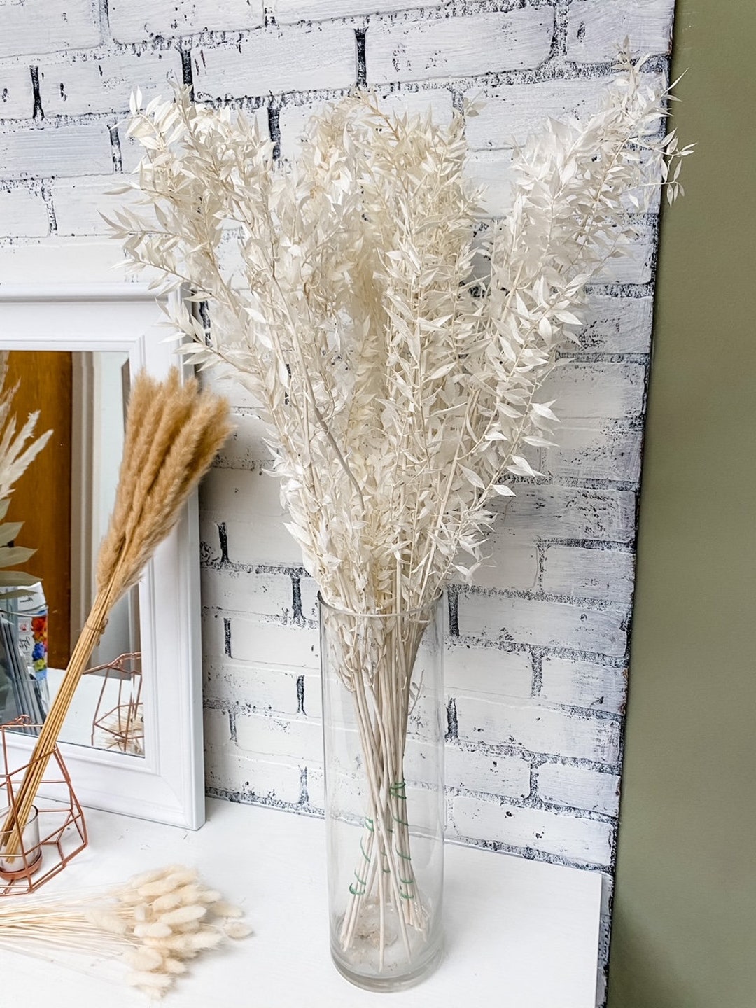 Dried Italian Ruscus White – Growers Direct Flowers