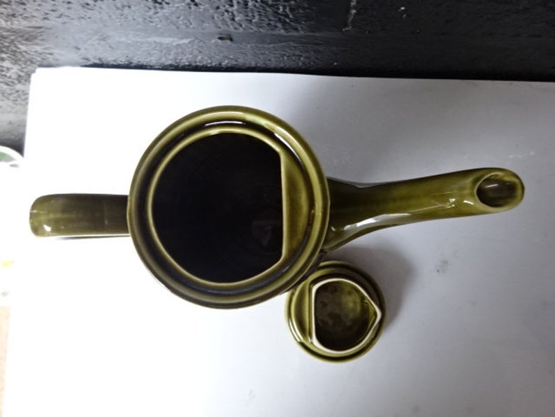 Sadler England Olive Green Retro Coffee Pot TeapotSadler TeapotsVintage Coffee PotsVintage TeapotsRetro TeapotsRetro Decor1970s