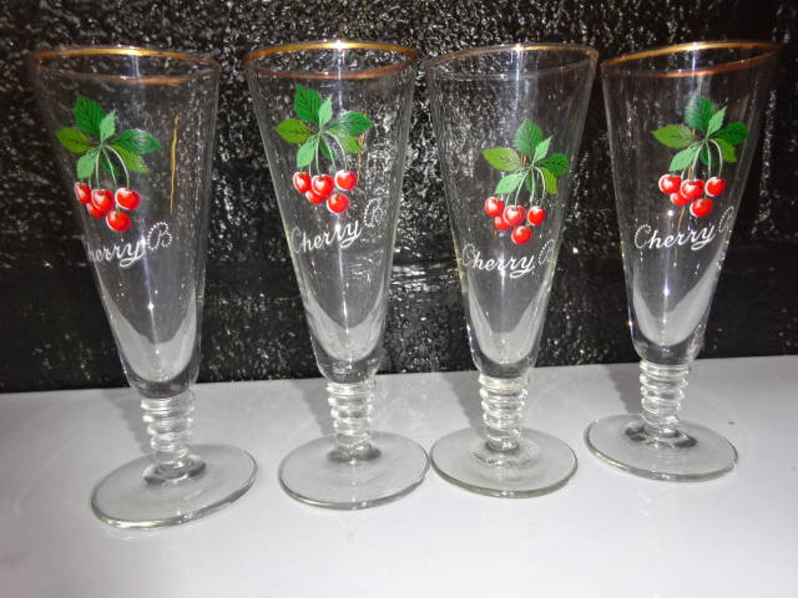 Set of 4 Vintage Cherry B Glasses/Wine Glass/Champagne Etsy