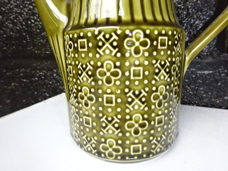 Sadler England Olive Green Retro Coffee Pot TeapotSadler TeapotsVintage Coffee PotsVintage TeapotsRetro TeapotsRetro Decor1970s