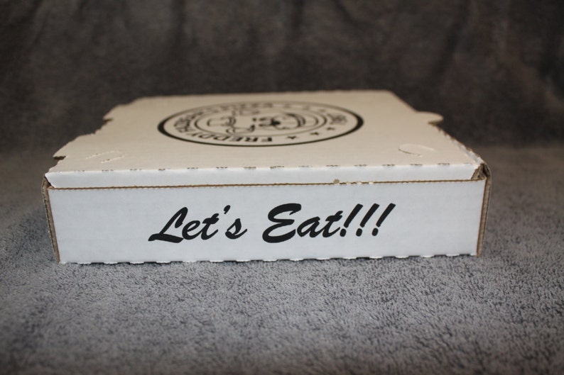 FNaF Pizza Party Box FIVE NIGHTS at FREDDYS 30 pack