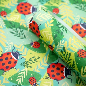Marienkäfer Recycled Geschenkpapier | Umweltfreundliches recyceltes, von der Natur inspiriertes Geschenkpapier
