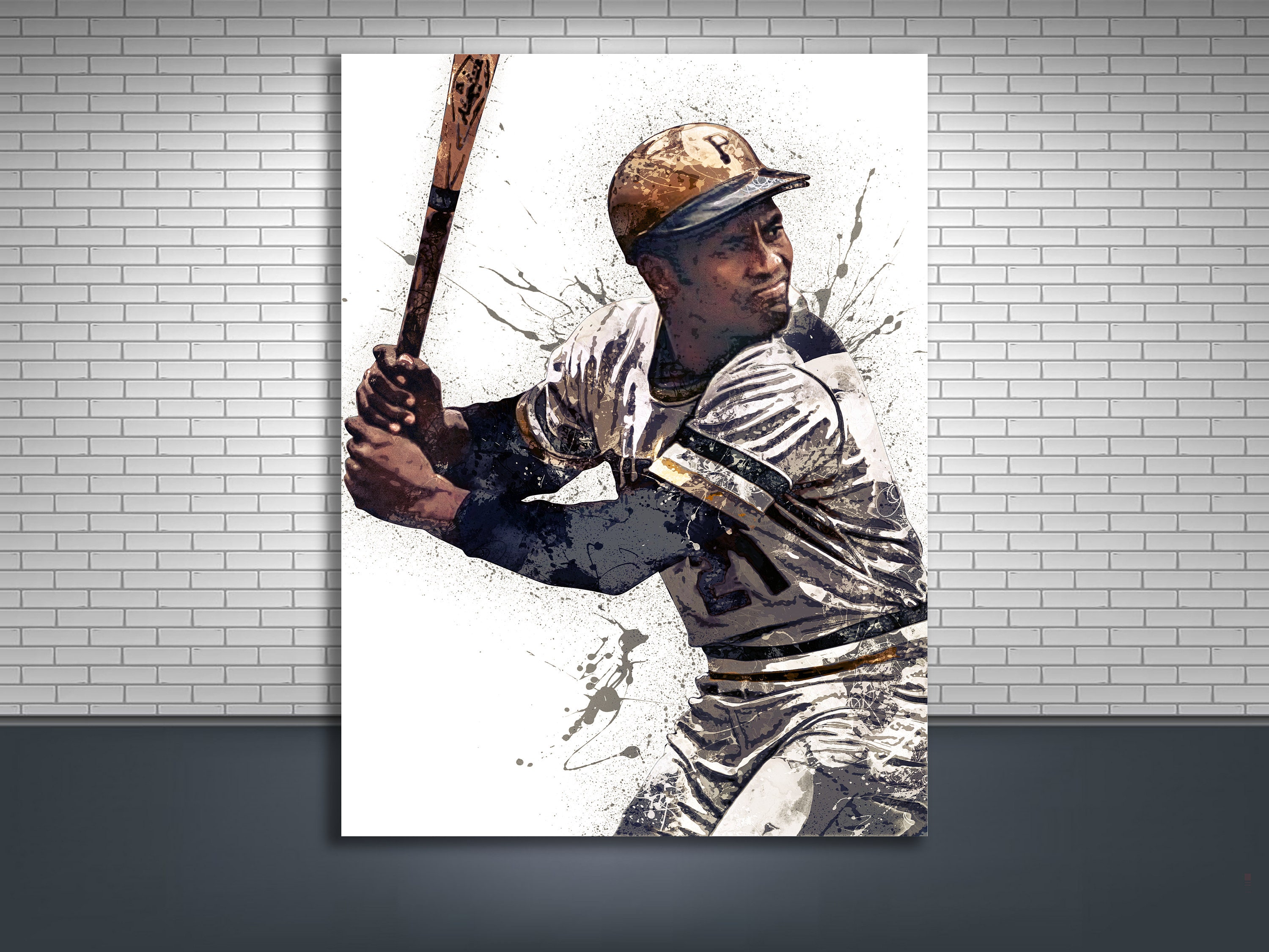 Discover Roberto Clemente Poster, Pittsburgh Pirates Poster