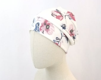 Chemo hat, mauve pink flowers on white