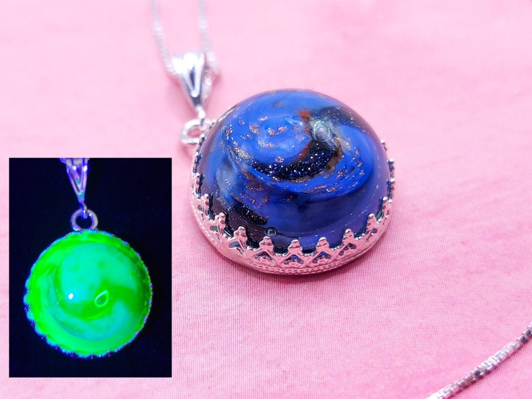 Sterling Blue Uranium Glass Swirl Necklace Lampwork Handmade Glass 925 ...