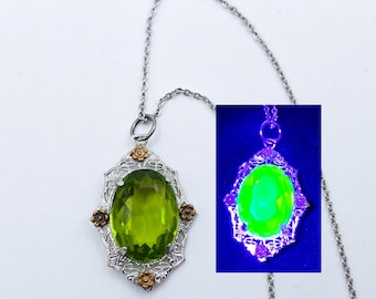 1930s Art Deco Uranium Glass Necklace Olive Green Oval Filigree 925 Silver