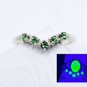 925 10k 14k Uranium Glass Ring Chevron Fitted Wedding Band Green