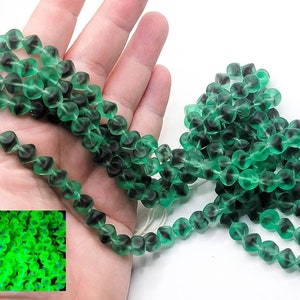 Matte Cube Uranium Glass Beads Czech 9mm Emerald Purple  Diagonal 10pcs C8