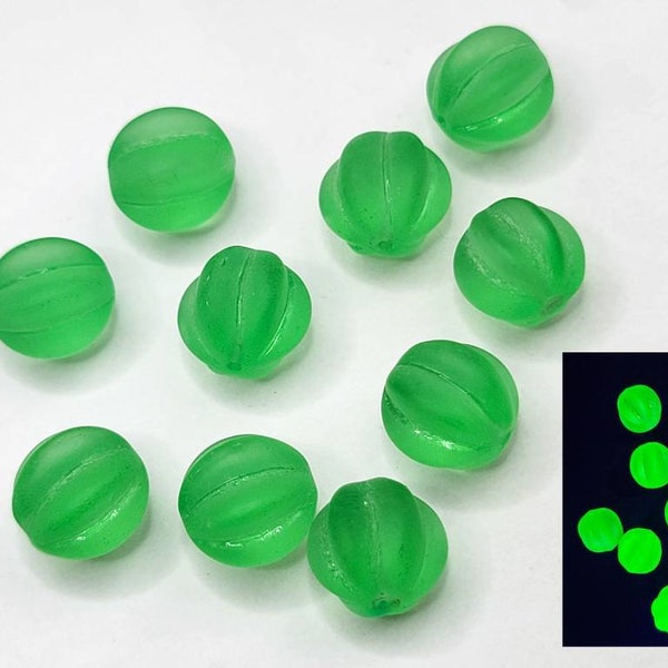 Vintage Melon Uranium Glass Beads 10mm Czech Matte Green 10pcs N4