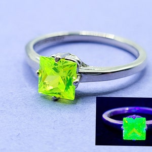 Sterling LuAG Ring UV Reactive Lutetium Aluminum Garnet 2.15ct 925 Silver Solitaire Princess Square Cut