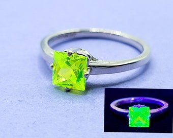 Sterling LuAG Ring UV Reactive Lutetium Aluminum Garnet 2.15ct 925 Silver Solitaire Princess Square Cut
