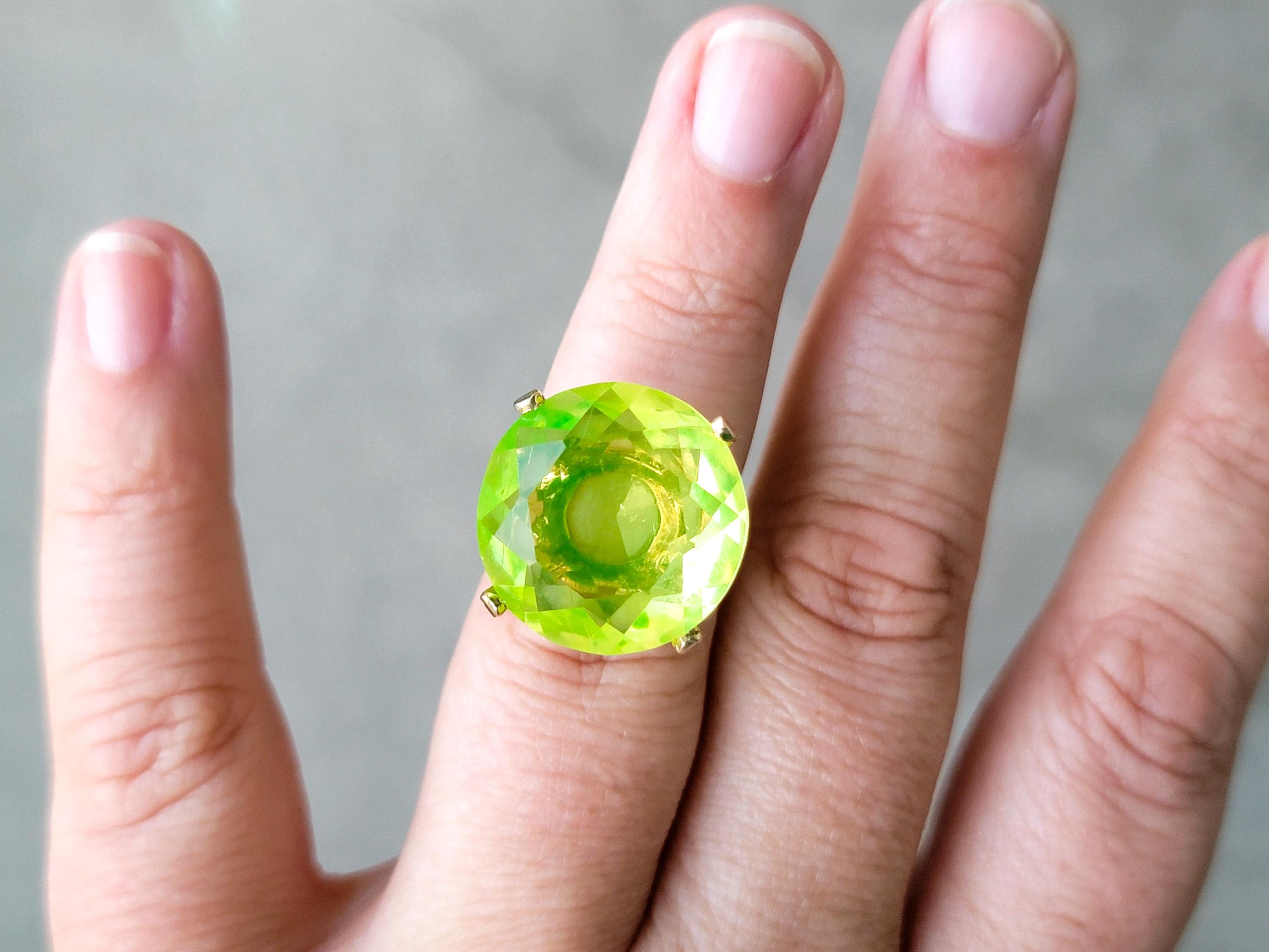 14k Vaseline Glass Cocktail Ring Huge Yellow Gold Uranium Glass