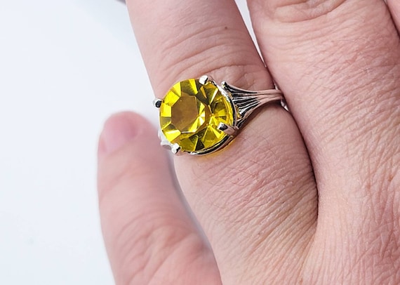 samulo サムロ リング 指輪 ウランガラス 一点物 samulo サムロ リング 指輪 ウランガラス 一点物 samulo サムロ