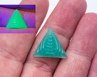 1930s Art Deco Uranium Glass Triangle Cabochon Czech Pressed Glass