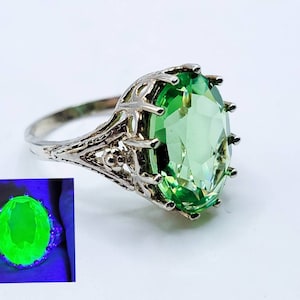 Sterling Uranium Glass Ring Elaborate Oval Green Faceted 925 Silver
