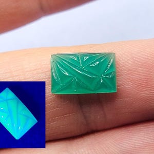 Art Deco Uranium Glass Cabochon 1930s Jade Green Vintage Czech Pressed Glass 12x7mm Rectangle