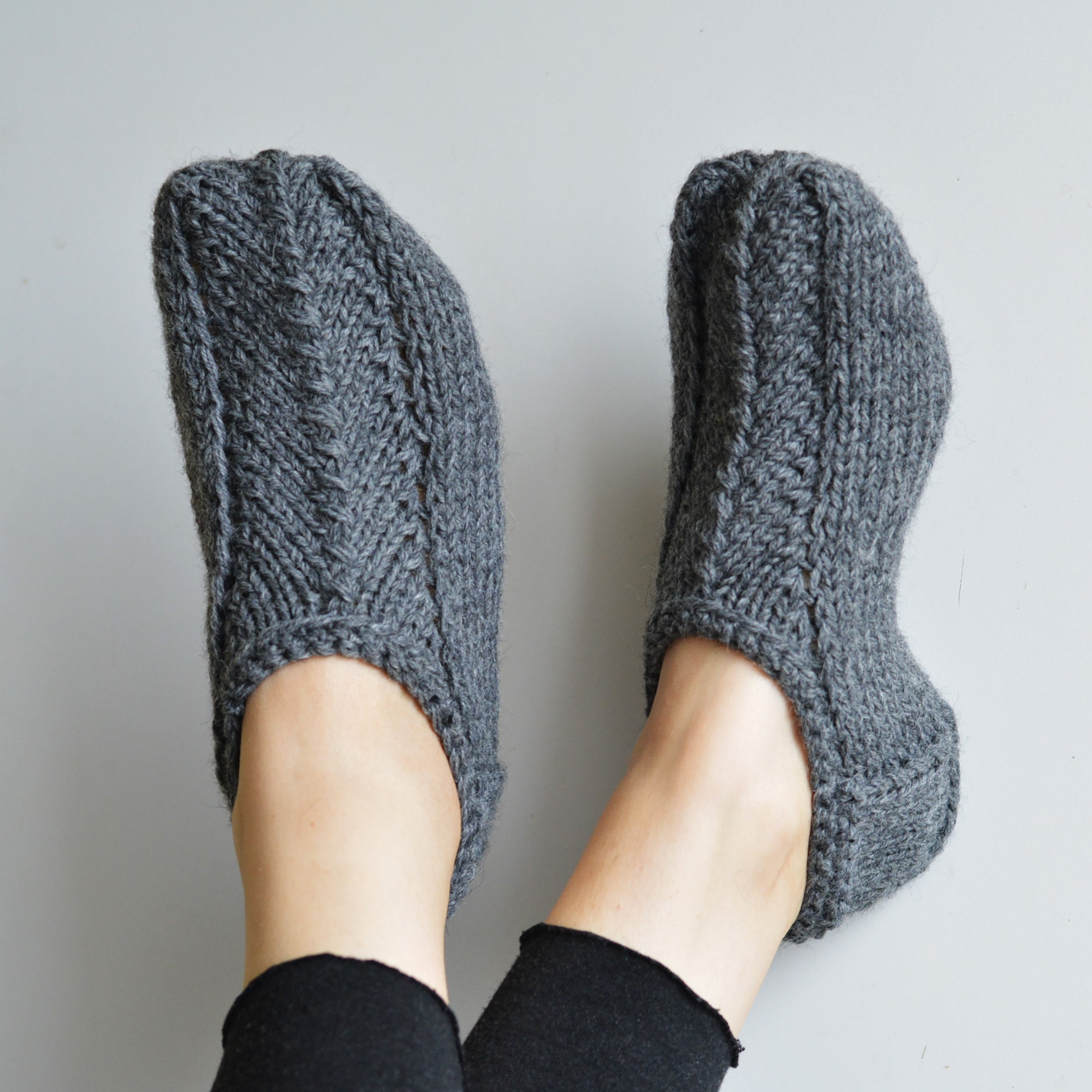 womens grey slipper socks