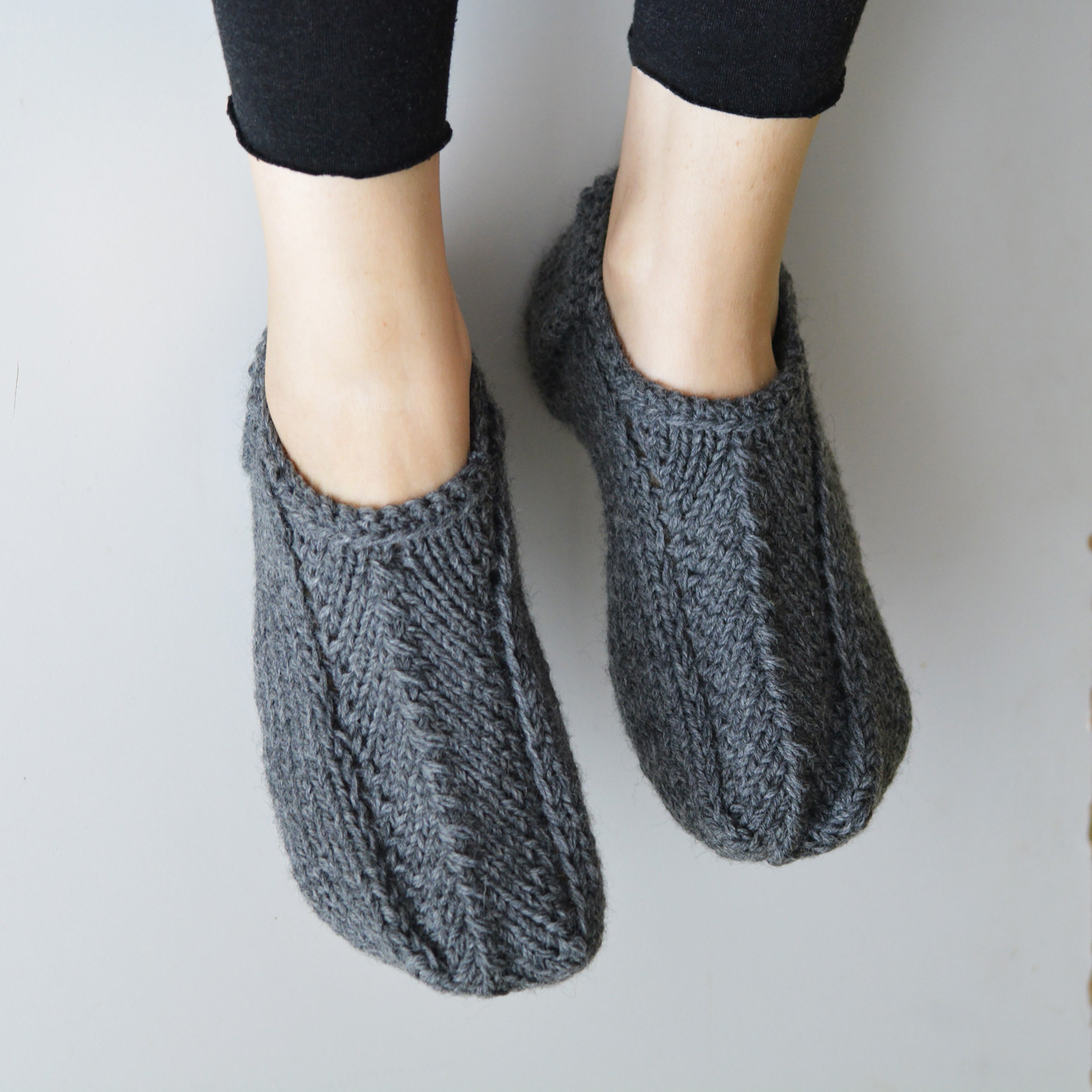 womens grey slipper socks