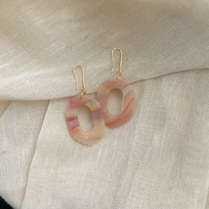 Architectural scalloped arch statement earrings | tortoiseshell | polymer clay