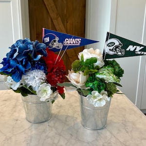 NY Giants/Jets Silk Floral Arrangement