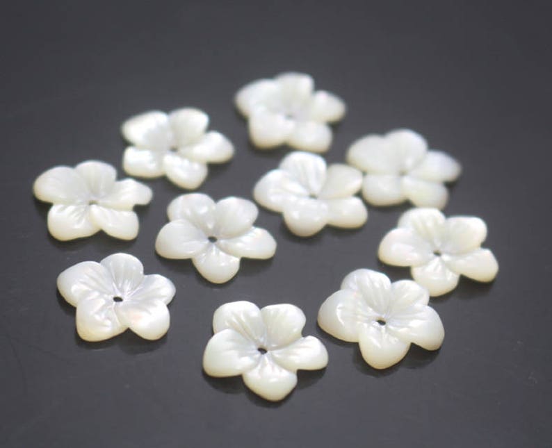 200 pcs Natural MOP Shell Flower Beads,White Shell Flower Beads,Shell Flowers