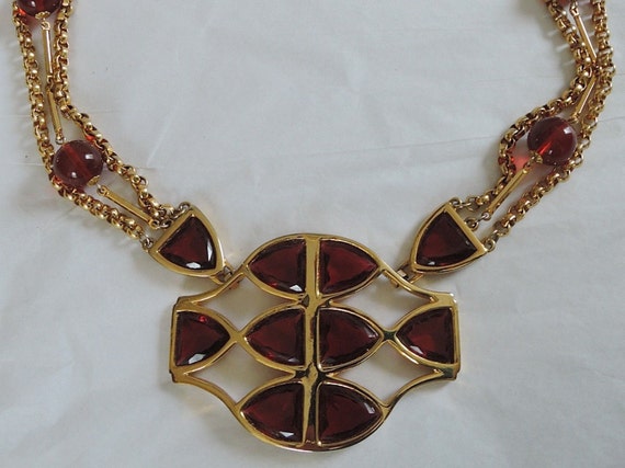 Castlecliff Mid Century Red Glass Pendant Necklac… - image 2