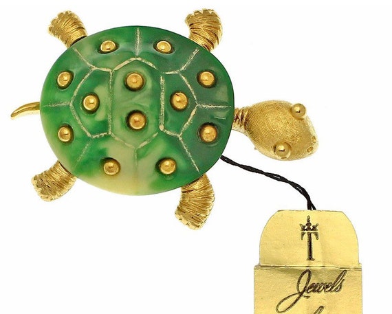 Trifari Turtle 1960's Green Lucite Gold Plated Pi… - image 1