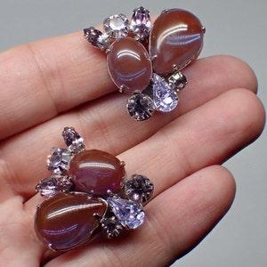 RARE Schreiner NY Saphiret Earrings with Alexandrite & Amethyst Glass Stones, Pristine Condition, Mid Century 1960s Vintage Sappharine