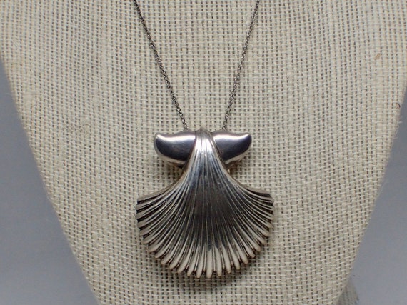 Kabana Sterling Scallop Shell Whale Tail Brooch P… - image 1