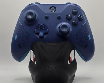 Shiny Charizard controller holder