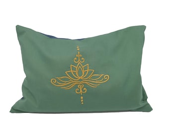 Oreiller vert menthe avec fleur de lotus / oreiller à base de plantes de pin, oreiller de voyage, avec pierres précieuses, oreiller parfumé, oreiller de yoga, oreiller de méditation, éco