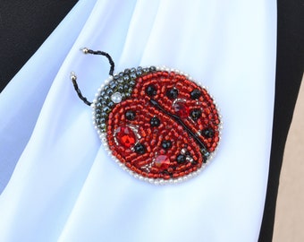 Luxury statement embroidery beadwork womens ladybug shaped brooch pin for shirt Large embroidered ladybird brooch for lapel