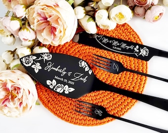 Wedding Cake Cutting Set with Forks Engraved Black White Floral Decor, Monogram Rose Decoration