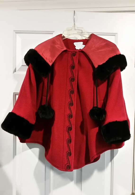 Fantastic "Little Red Riding Hood" Wool Cape with