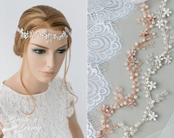 Wedding hair jewelry, pearls and crystals bridal hair vine, bridal halo in vintage look